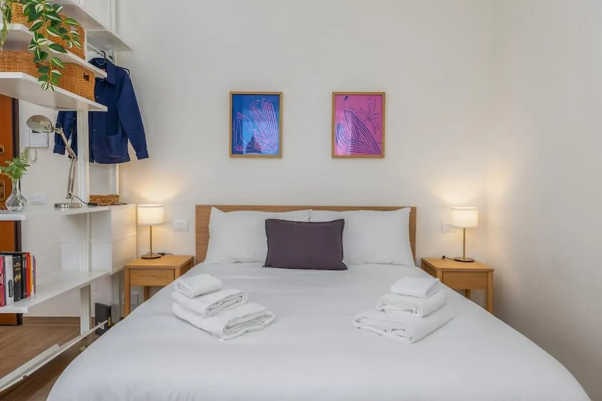 Apartament Navigli Nest - Metro & Navigli Nearby Mediolan 0*,  Włochy