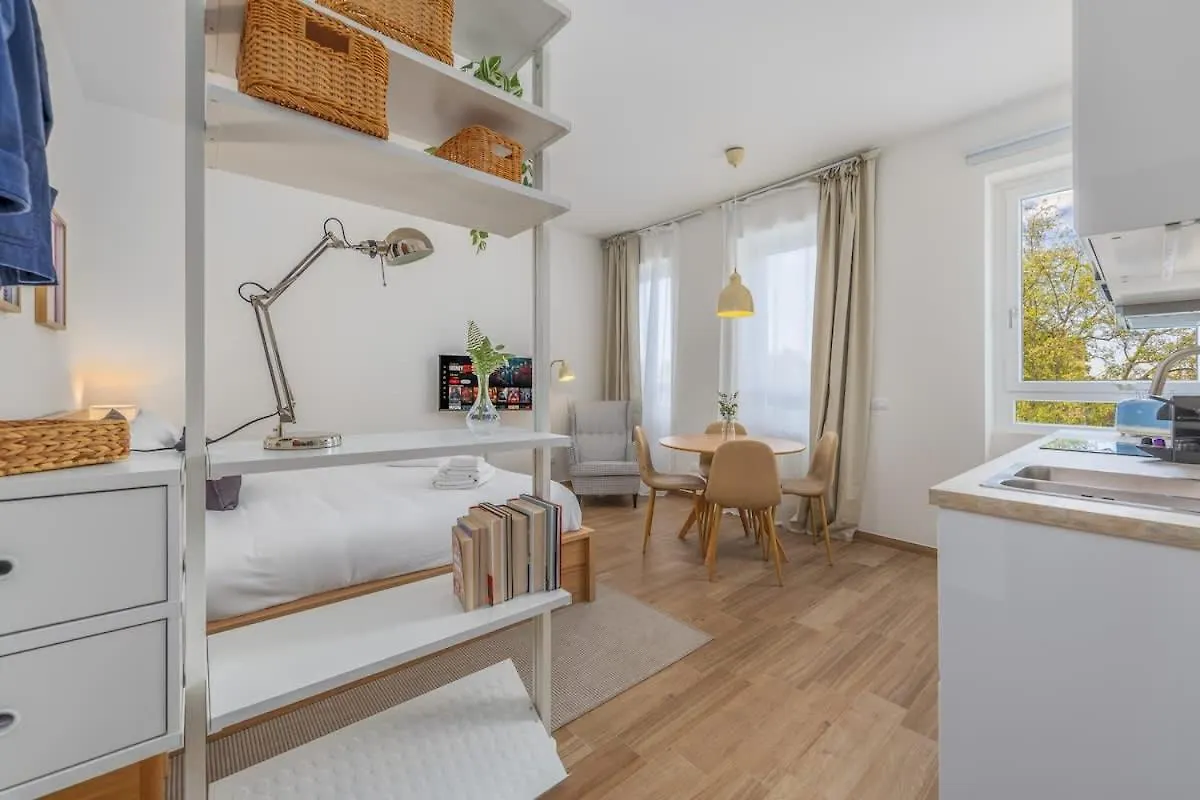 Apartament Navigli Nest - Metro & Navigli Nearby Mediolan