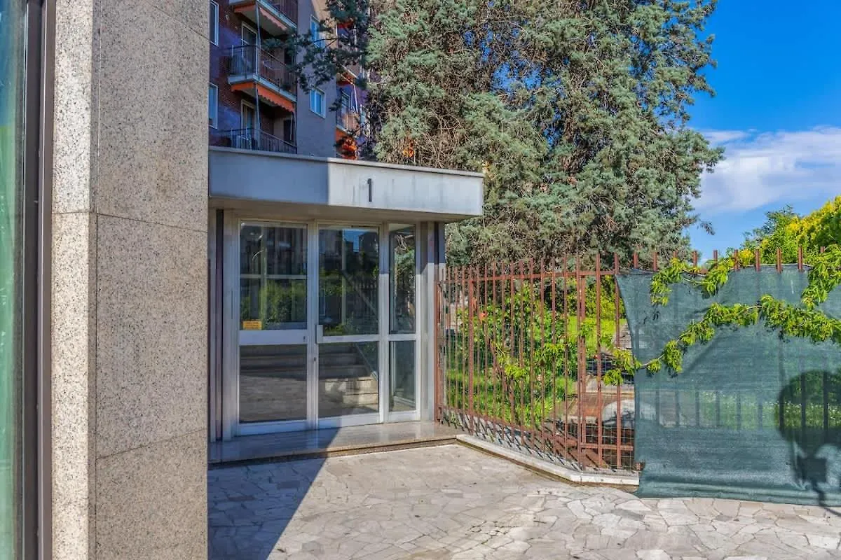 Apartament Navigli Nest - Metro & Navigli Nearby Mediolan Włochy