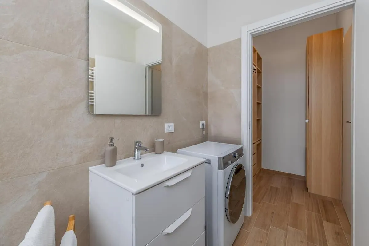 Apartament Navigli Nest - Metro & Navigli Nearby Mediolan Włochy